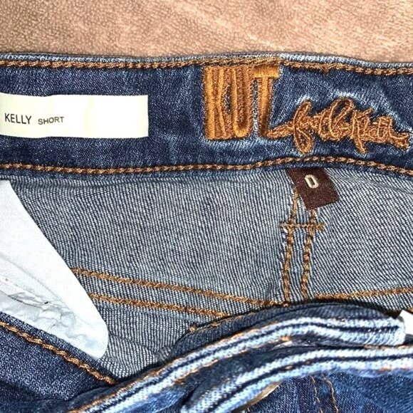 Kut From The Kloth Kelly Short Denim Cutoff Distressed Jean Shorts Size 0 - Picture 3 of 9
